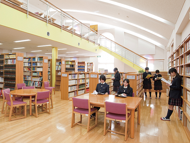 中学・高校図書館