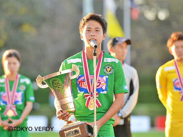 今季からキャプテンを務める本学卒業生の田中美南選手の優勝スピーチ