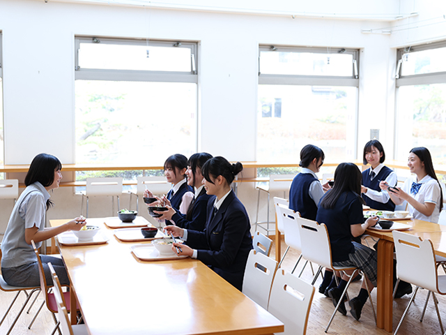 昼休み