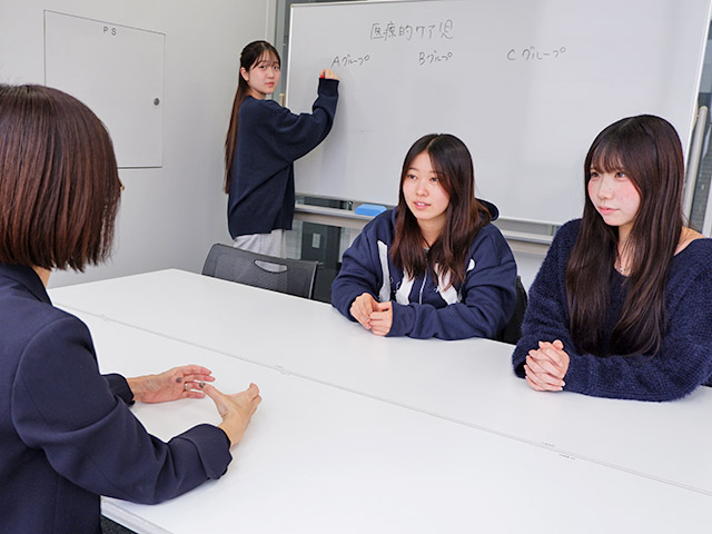 少人数制 ゼミ