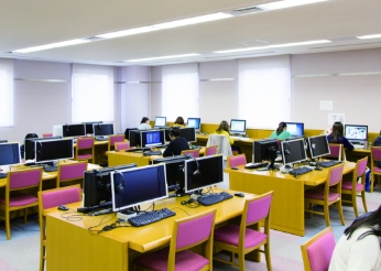 学校見学・オンライン個別相談イメージ画像