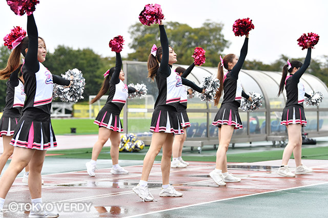 DAISIESによるハーフタイムパフォーマンス