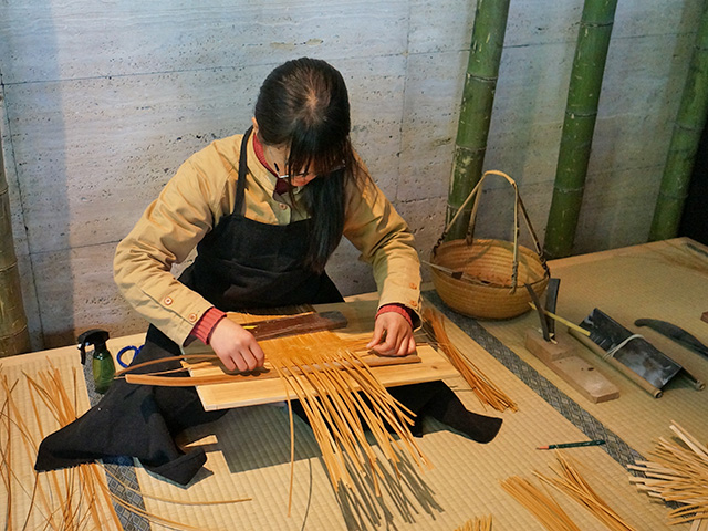 竹工芸の実演