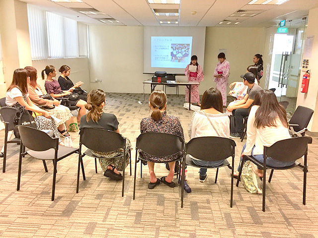 シンガポール大学の学生と交流会