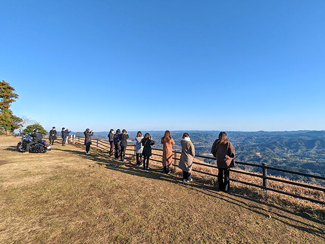 鹿野山九十九谷展望台での見学