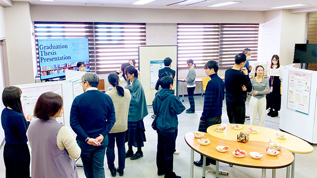 心理学科・卒業論文発表会レポートの様子