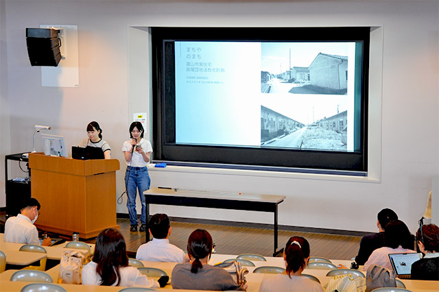 学生発表と質疑応答の様子