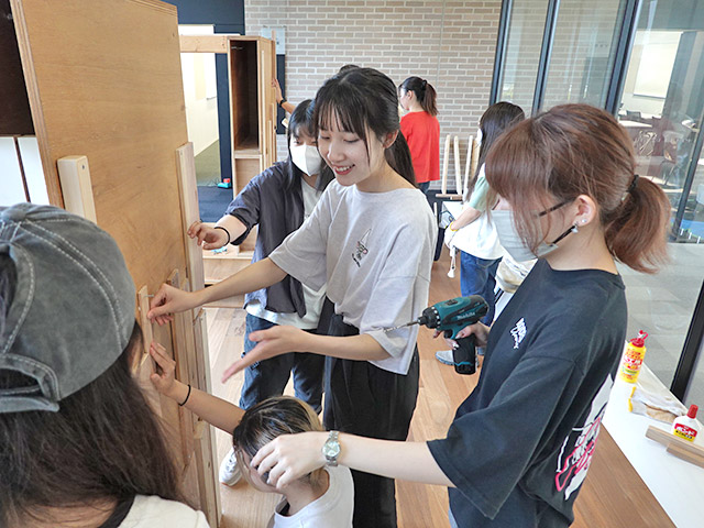 電動工具の扱いもだいぶ慣れました！
