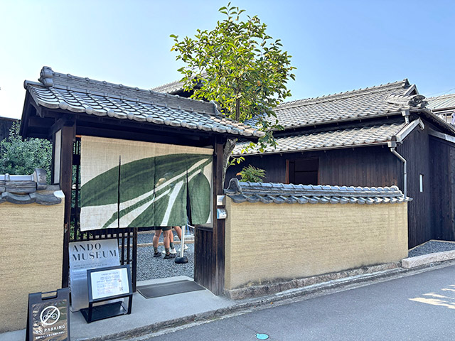 木造民家を改築したANDO MUSEUM（設計：安藤忠雄氏）