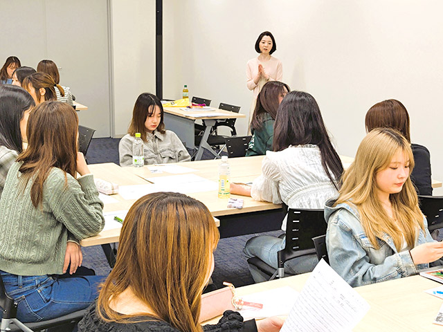 「観光の英語」授業の様子