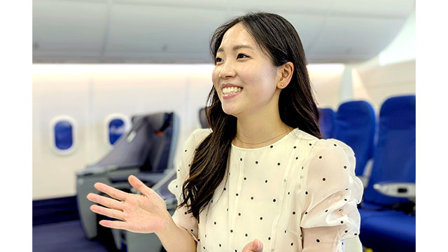 インタビューに答える白井さん