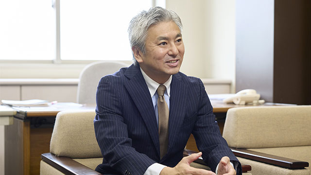 大室聡志先生