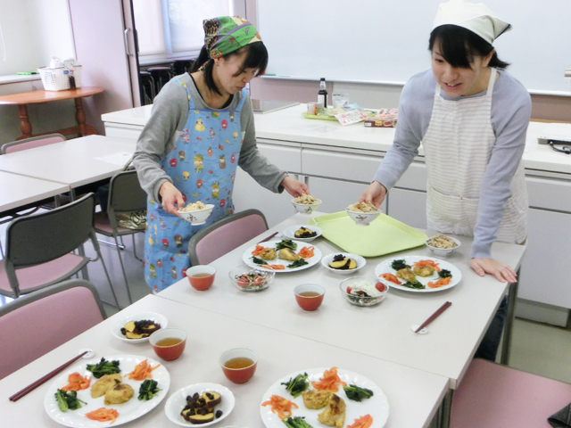 駒沢女子大学健康栄養相談室　高齢者対象の介護予防教室