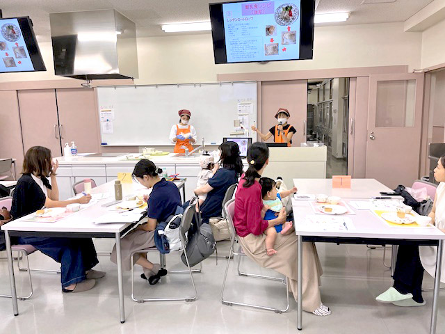 講話・デモンストレーションの様子