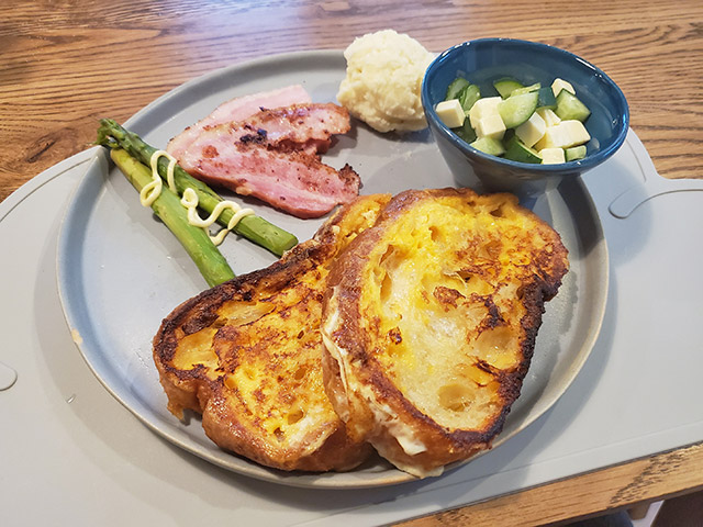 今回のトレーニングで使用した食事（朝食）の写真例