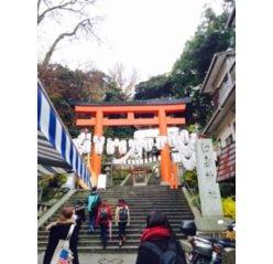 江島神社の参道と鳥居