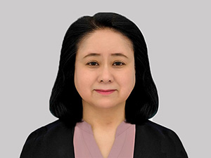 木内英実先生