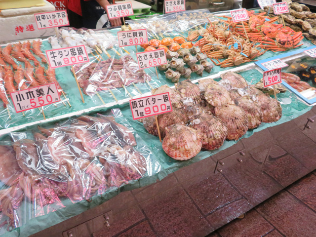 魚や野菜などほとんどが卸売市場から直接仕入れているので鮮度抜群！