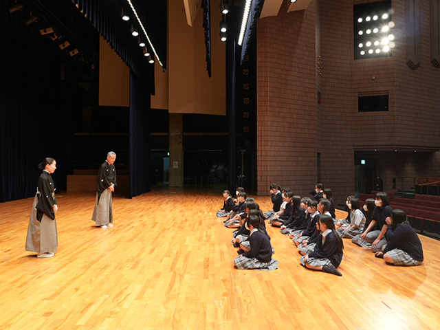 能楽についてお話を聞きました