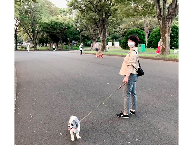 駒沢公園にて。お休みの日は体重管理・体力づくりのため、お散歩♪