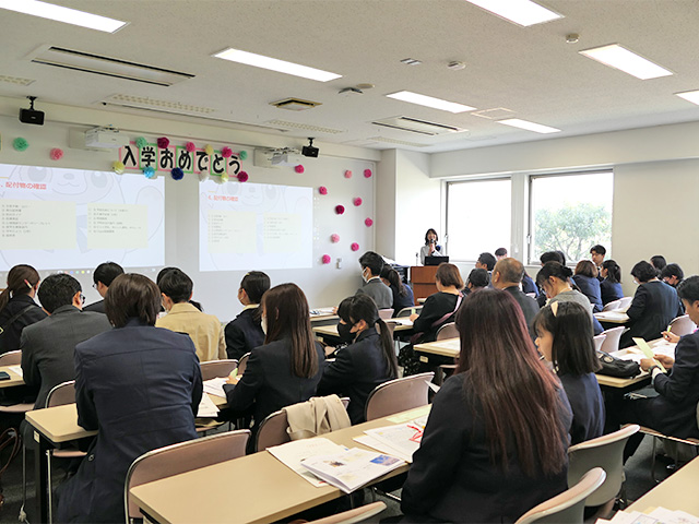 中学生ホームルームの様子