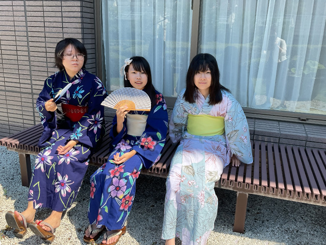 全部自分では着られなかったけれど、手順は覚えられました