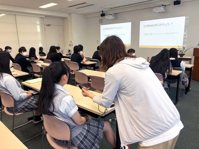 講演前　認知症ってどんなイメージ？