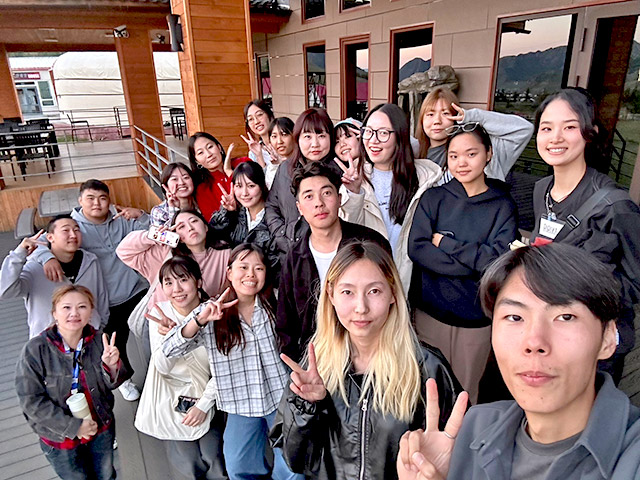 イフザサク大学の学生との交流