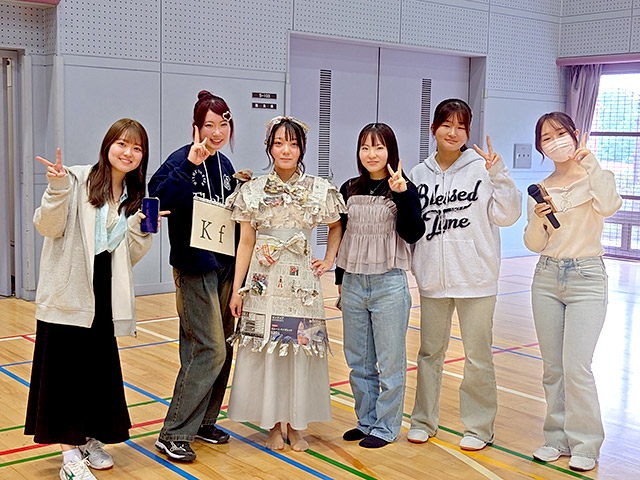2025年度 駒沢女子大学コレクション　第1位のデザインを見てくださ～い